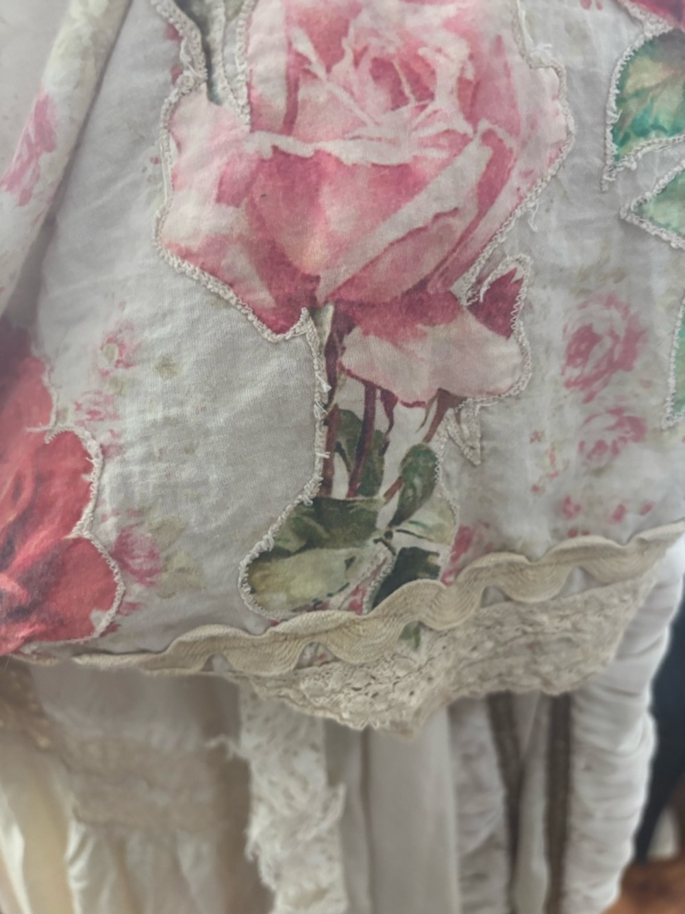Magnolia Pearl Cream Shorts with Pink Floral Print - Picture 8 of 8